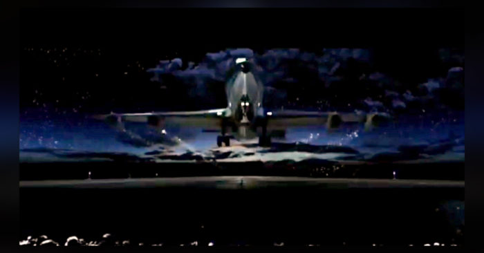 Michael Jackson Flugzeug 2009 in THIS IS IT